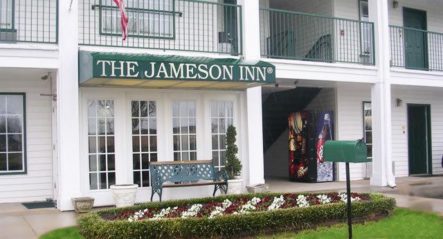 Jameson Inn - Пери Екстериор снимка